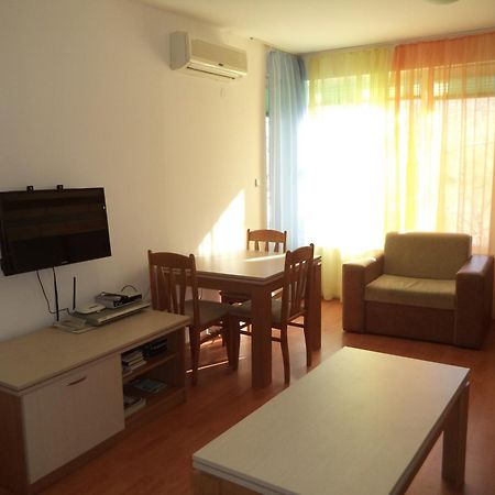 Guest Apartment Dental Space Slăntjev Brjag Exteriör bild